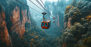 長(zhǎng)沙-橘子洲頭-韶山-天門(mén)山-玻璃棧道鳳凰古城-湘西苗寨雙飛六日